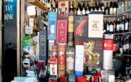 Rượu ngoại tăng giá, dân kinh doanh lo lắng.