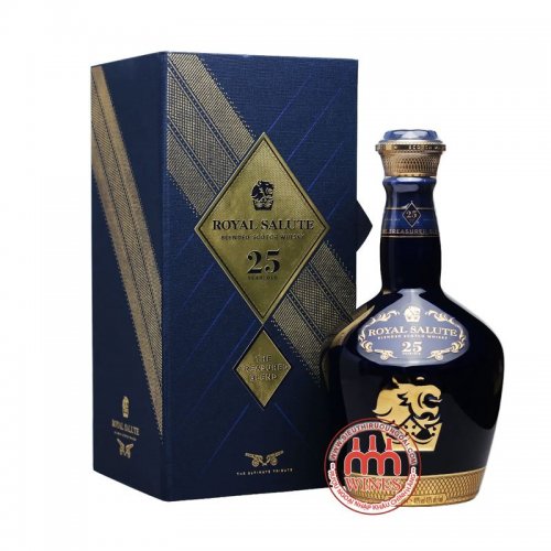 Chivas Royal Salute 25 years old