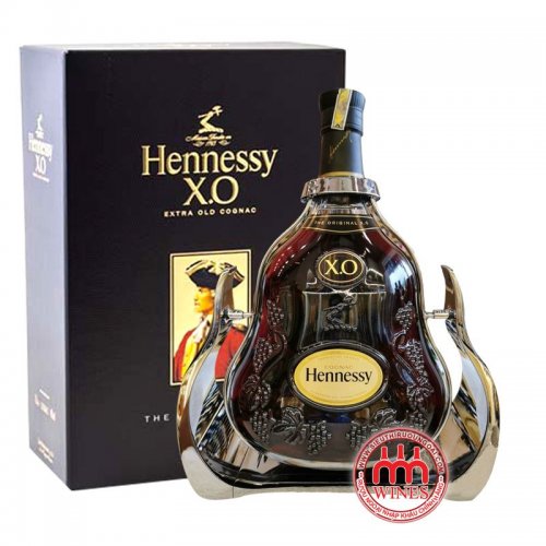Hennessy XO 1500ml + Kệ