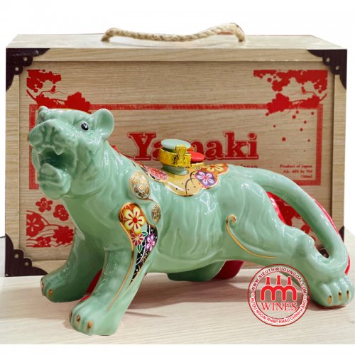 Rượu Hổ Sứ Yamaki - Hổ Xanh Hộp Gỗ