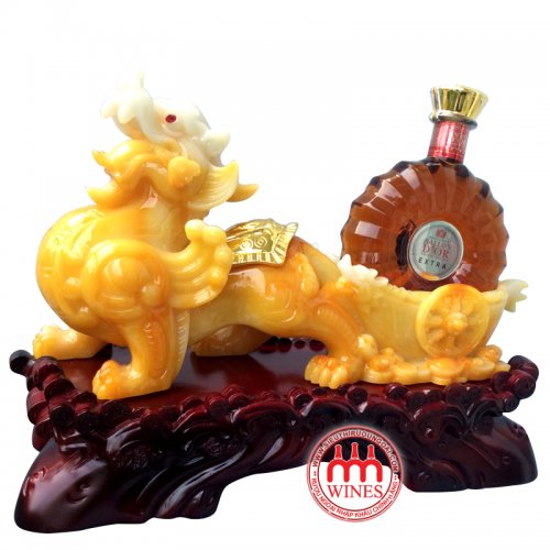 Kệ rượu Kỳ Lân Đá Vàng Ngọc + Rượu D&#39;or XO