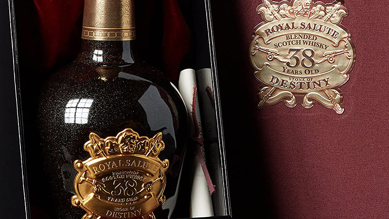 Những thông tin về dòng rượu Chivas 38 không phải ai cũng biết