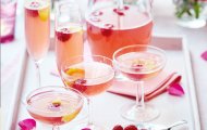 CÁCH LÀM COCKTAIL PINK LADY CHO QUÝ CÔ SÀNH ĐIỆU