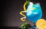 CÁCH LÀM COCKTAIL BLUE LAGOON SẮC XANH TƯƠI MÁT