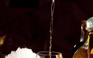 Tại Sao Rượu Cognac Luôn Là Lựa Chọn Số 1 Cho Quà Tặng Ngoại Giao Sang Trọng?