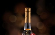 Rượu Hennessy: "DNA" Quyền Lực Trong Những Cuộc Chơi Của Giới Siêu Giàu