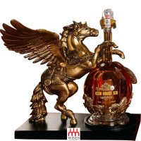 Ngựa Thần Pegasuas - Ngựa Cánh Poly + Whisky Club House XXI 550ml