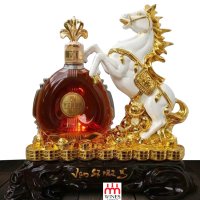 Kệ Ngựa Trắng Vạn Sự Như Ý + Brandy Venus XO 700ml