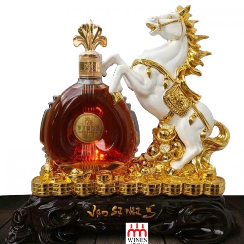 Kệ Ngựa Trắng Vạn Sự Như Ý + Brandy Venus XO 700ml