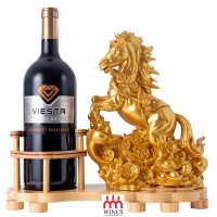 Kệ Ngựa + Vang Vietsta 1500ml 2026