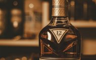 Macallan 18 Year Old - Biểu Tượng Thượng Lưu Trong Giới Sành Rượu