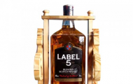 Tại Sao Label 5 Là Dòng Whisky Scotland Được Giới Trẻ Săn Đón?
