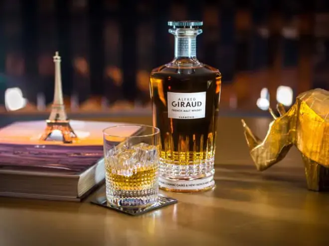 rượu whisky pháp, rượu pháp, rượu nhập, rượu giá tốt, rượu chính hãng, quà tặng rượu ngoại, hương vị rượu ngon, rượu ngon