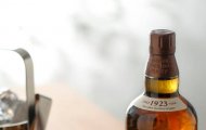 Rượu Whisky Nhật: Khi Nghệ Thuật "Kintsugi" Hóa Thân Thành Chất Lỏng Hổ Phách