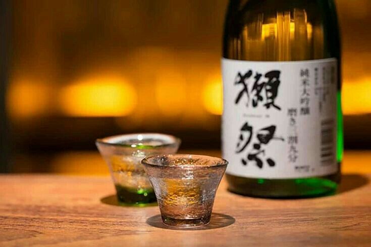 Đầu tư rượu Whisky Nhật, Rượu Whisky Nhật hiếm, Giá rượu Yamazaki 18, Sưu tầm rượu ngoại sinh lời, Đấu giá rượu Whisky quốc tế.