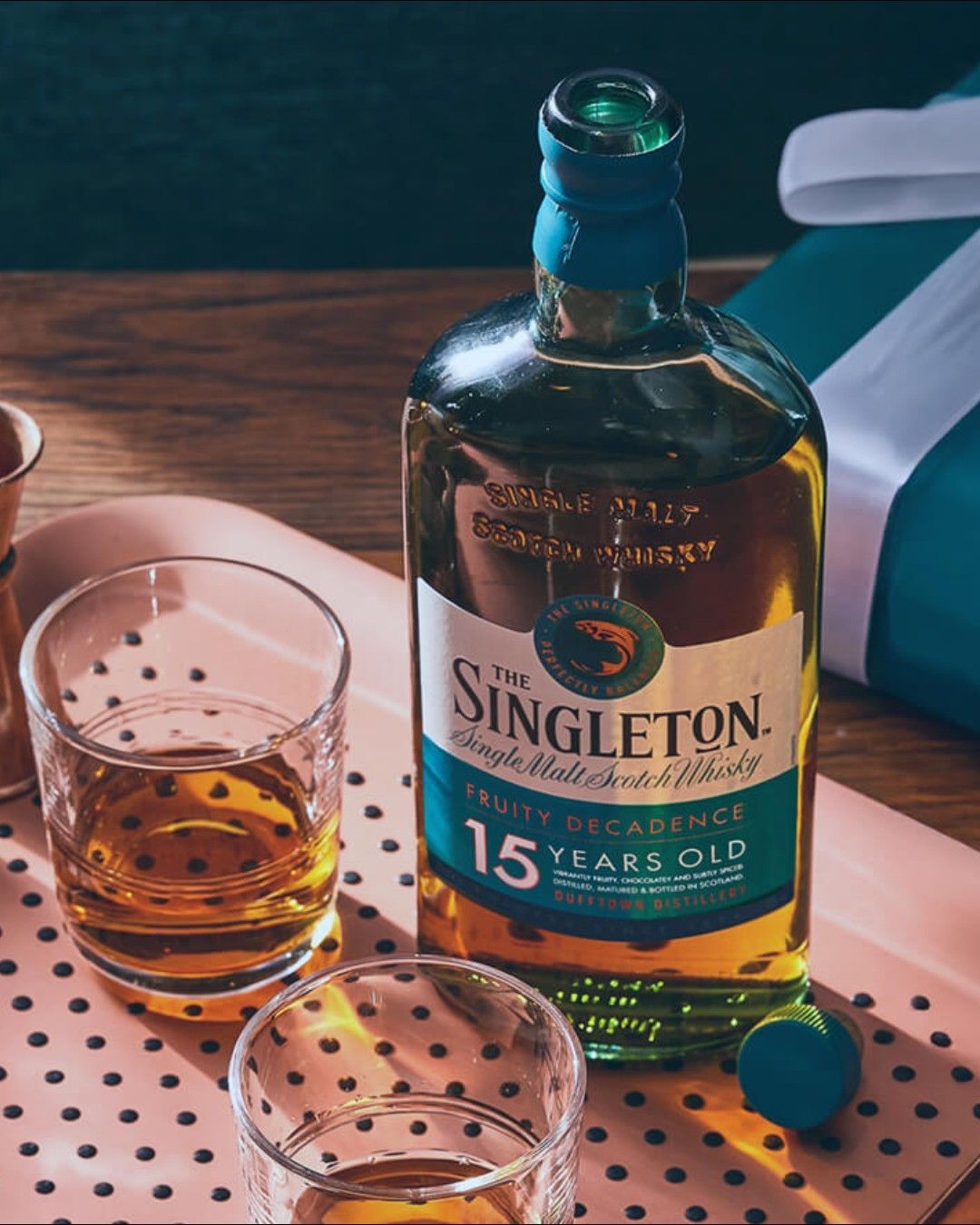 Review Singleton 12 15 18, Hương vị rượu Singleton, Singleton Glen Ord có ngon không, Giá rượu Singleton chính hãng, Cách chọn Single Malt Whisky.