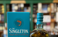 Tuyệt chiêu "Phối hương" Singleton: Bí kíp làm chủ mọi bàn tiệc tại gia của quý ông hiện đại