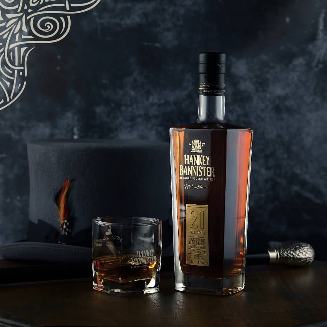 Trải nghiệm Hankey Bannister, Scotch Whisky đương đại, nghệ thuật thưởng thức rượu, cocktail với whisky, phong cách sống 2026.