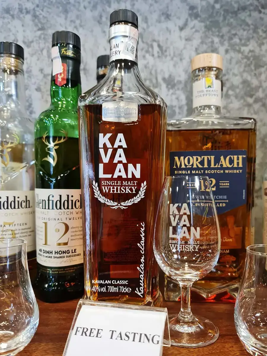 Kavalan Solist, cask strength, single cask whisky, artisanal spirits.
