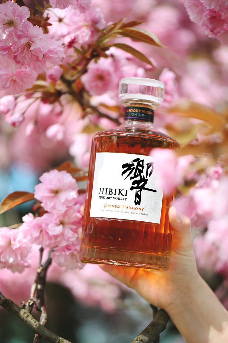 Rượu Hibiki, Whisky Nhật Bản, Hibiki Suntory, rượu Hibiki chính hãng, đặc điểm Whisky Hibiki.