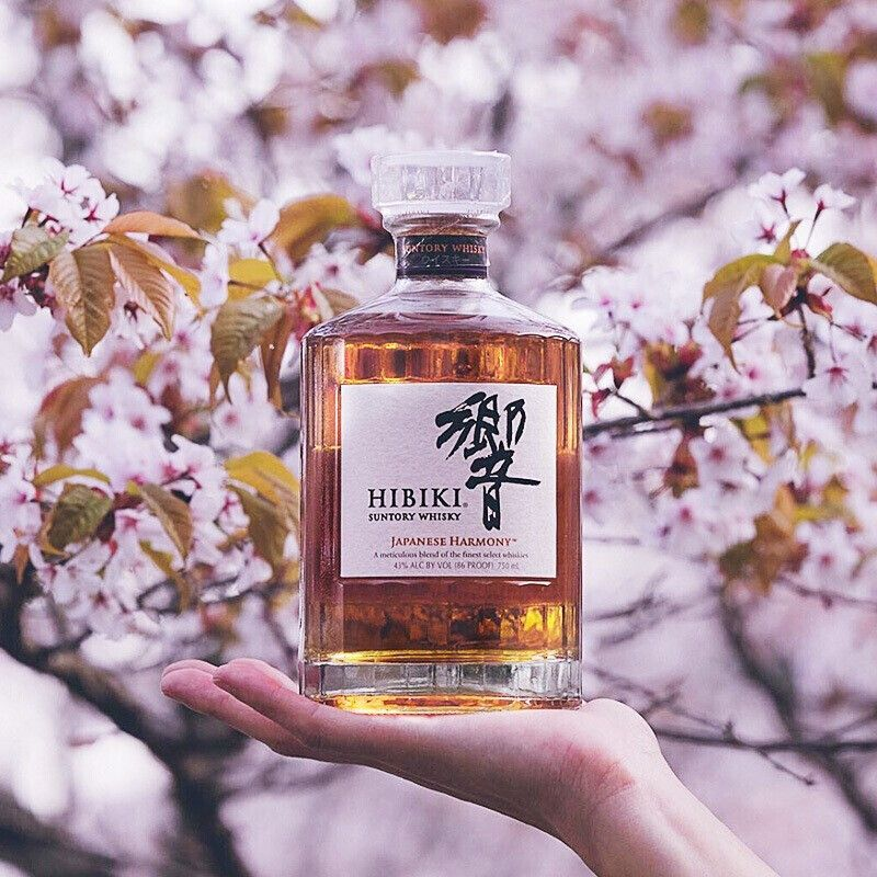 Mua rượu Hibiki ở đâu, phân biệt Hibiki thật giả, kiểm tra rượu Hibiki, shop rượu Hibiki uy tín, rượu Hibiki chính hãng.