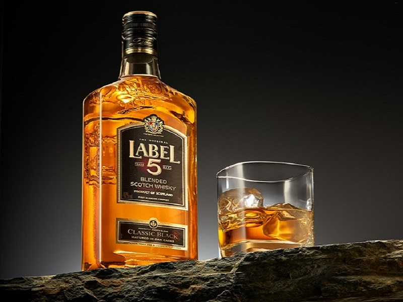 nguồn gốc Label 5 Whisky, quy trình pha trộn Label 5, tìm hiểu rượu Label 5