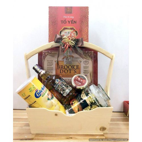 Set giỏ quà khay gỗ GQ-L006 kết hợp rượu Chivas 12 và Tổ Yến đại bổ biếu sếp